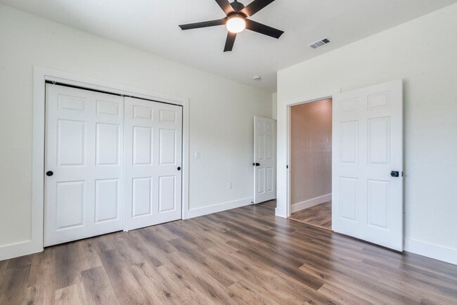 Building Photo - 3702 Tower View Ct