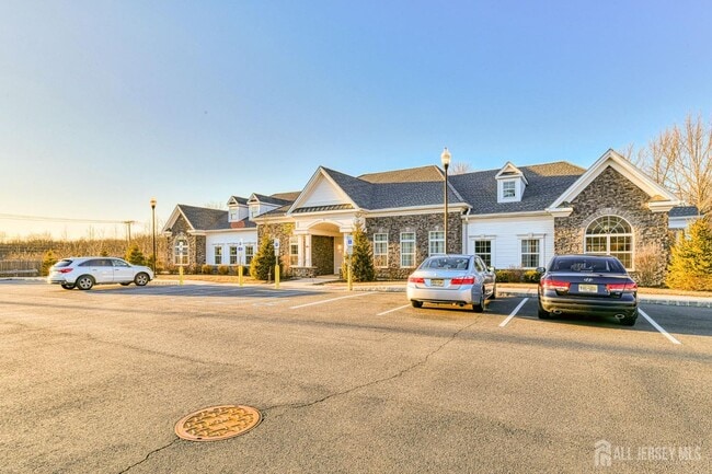 Building Photo - 1529 Paxton Ln