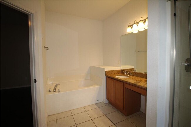 Building Photo - 3724 Eagle Pass St