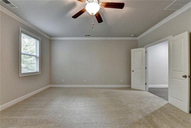 Building Photo - 5240 Cresslyn Rdg