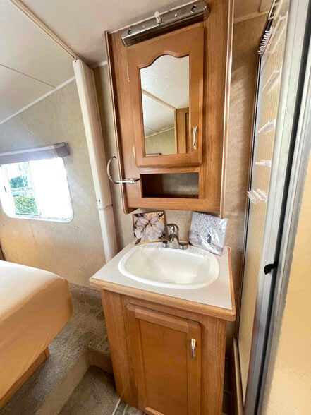 Building Photo - 464 Ellis St