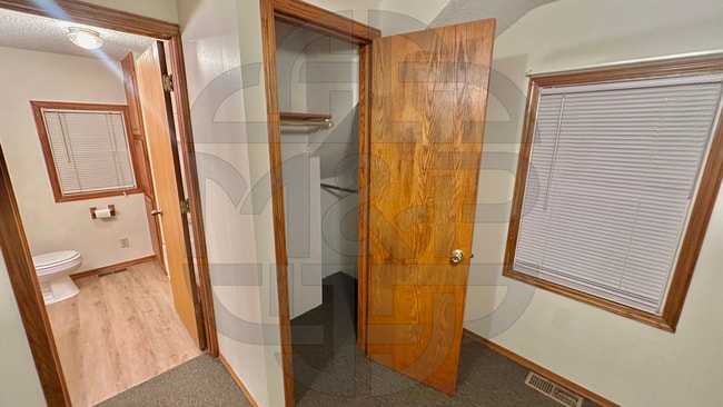 Building Photo - 130 W 10th St