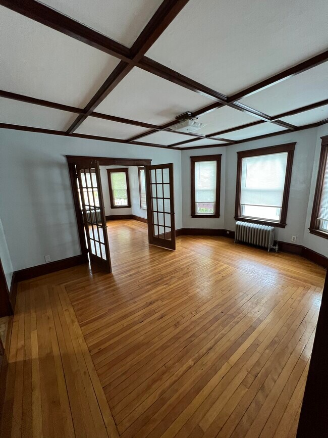 Building Photo - 78 Broadway