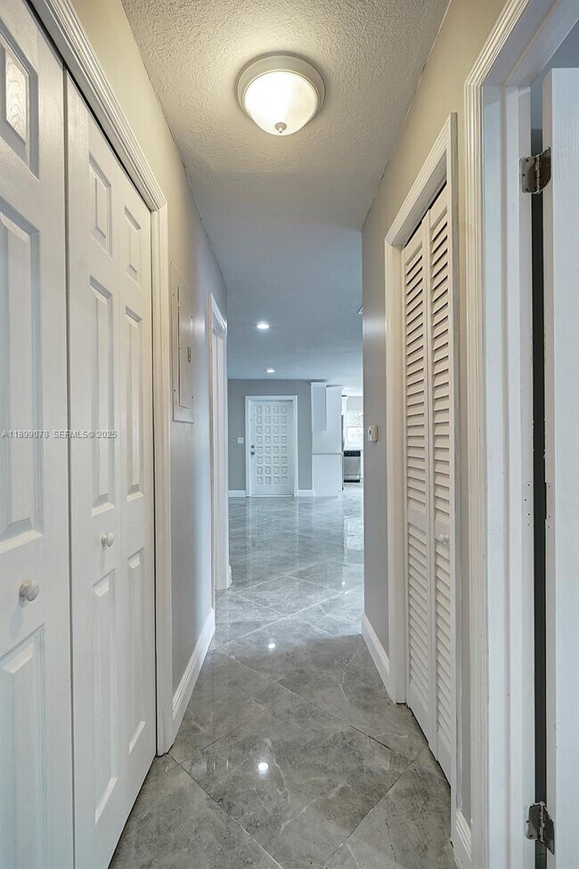 Building Photo - 10131 NW 35th St