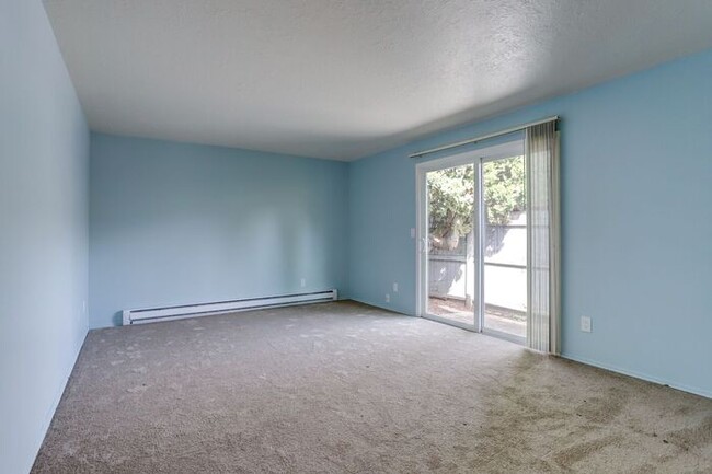 Building Photo - 2 bedroom with washer and dryer!! Pets OK!...