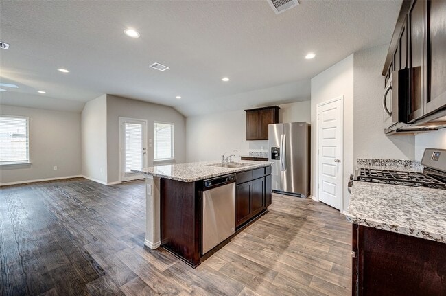 Building Photo - 1710 Goose Island Ln