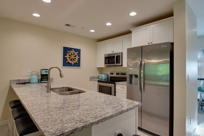 Building Photo - 10 Dune House Ln