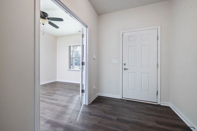 Building Photo - Move-In Ready Highland Creek Beauty! 4BR + Office + Den + Loft | Private Pond View & Top Communit...