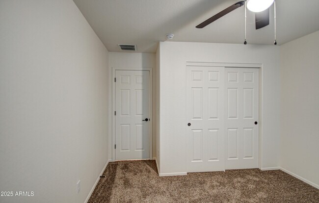 Building Photo - 22955 Pine St