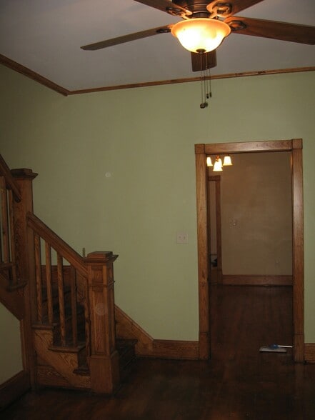 Building Photo - 122 West Arch Street