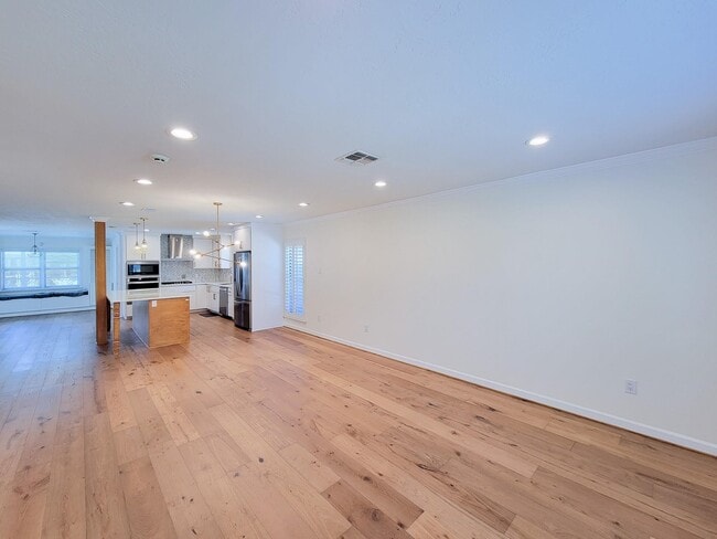 Building Photo - 4915 Brian Haven Dr