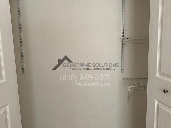 Building Photo - 2015 Lavender Ct