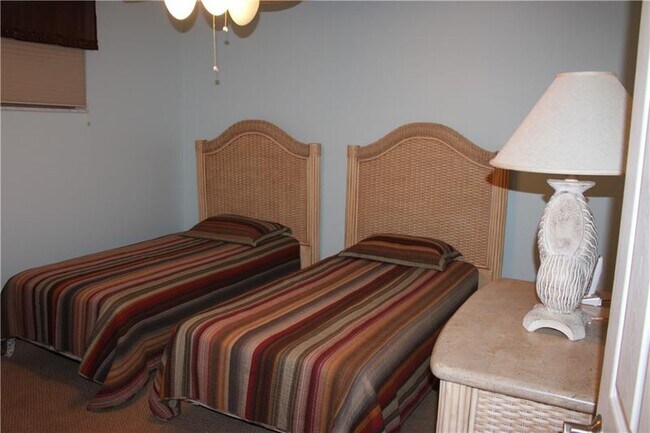 Building Photo - 750 N Ocean Blvd