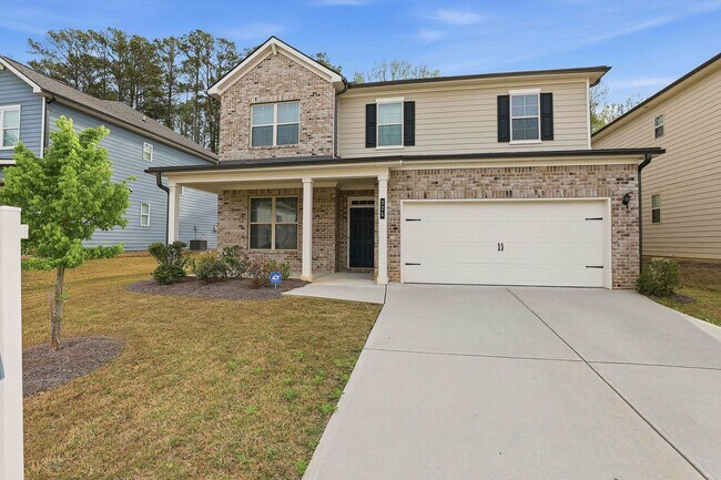 Building Photo - Newer 5BR Home in Peachtree City with Open Layout and Golf Cart Access
