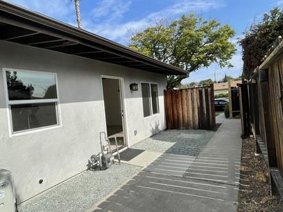Building Photo - 2BR/1BA Recently Built Private ADU