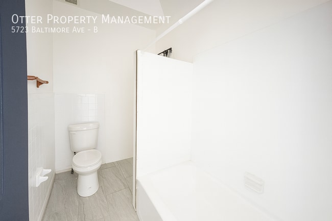 Building Photo - 5723 Baltimore Ave