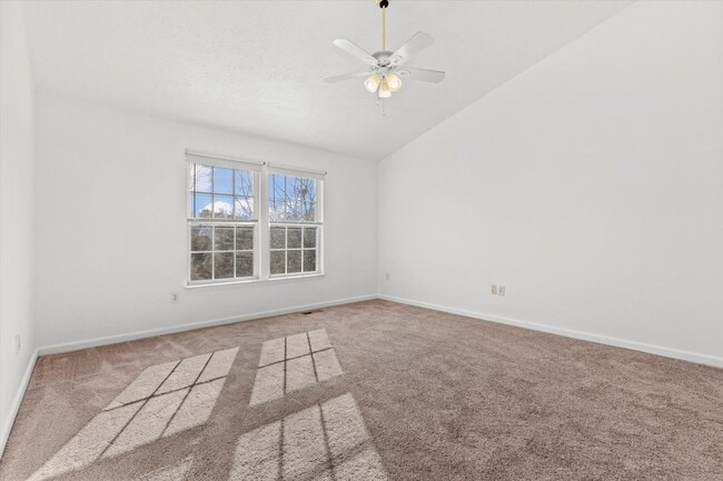 Building Photo - 4BR Columbia Home w/ Finished Basement, Deck & Open Green Space