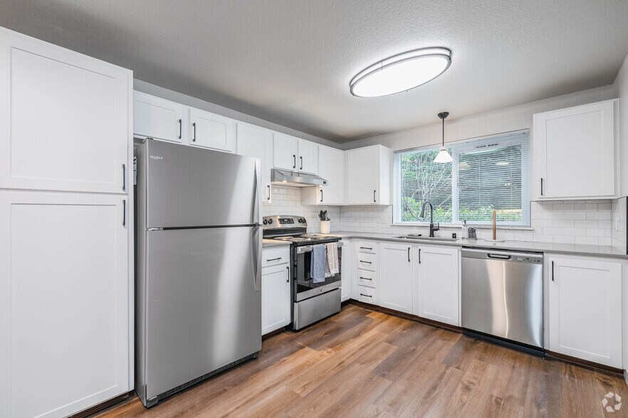 Primary Photo - Westvue Apartments
