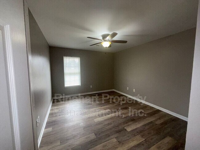 Building Photo - 1024 Cherry Meadow Ln