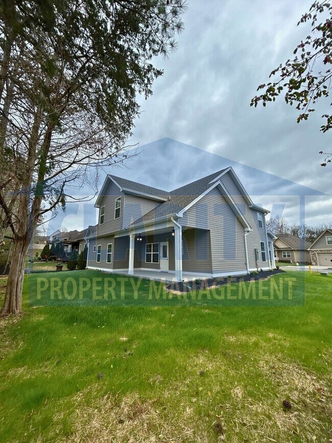 Building Photo - *Brand New* 4 bedroom home!
