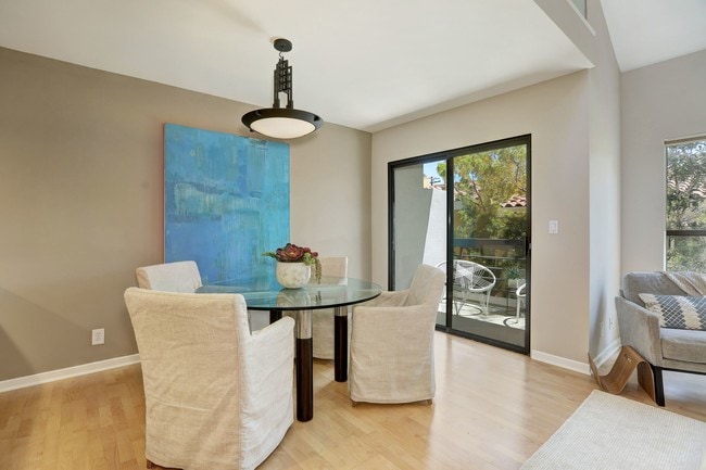 Building Photo - 1235 Yale St