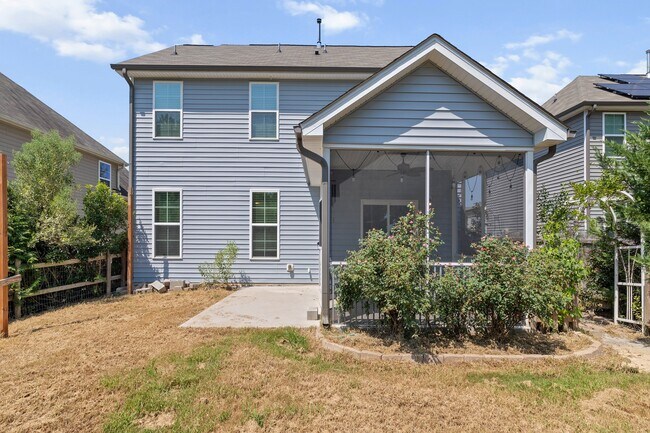 Building Photo - 404 Avery Glenn Way