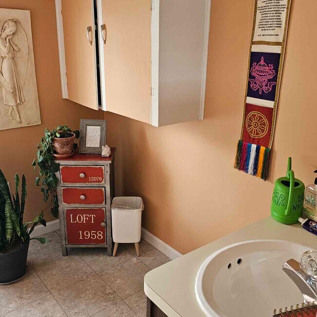 Building Photo - 139 N Seton Ave