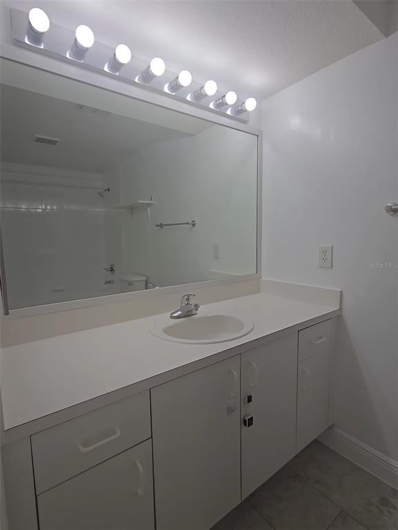 Building Photo - 13215 Villa Vista Dr