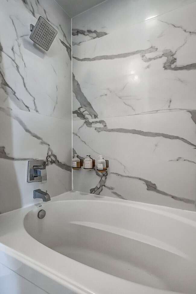 Building Photo - 1508 Blodgett St