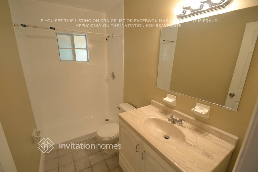 Building Photo - 14544 SW 105th Ct