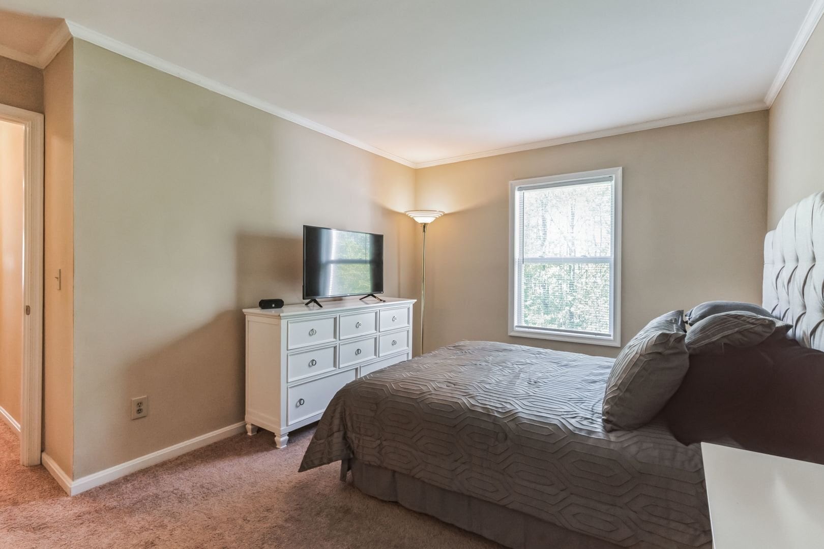 Building Photo - 1208 Seachase Ln