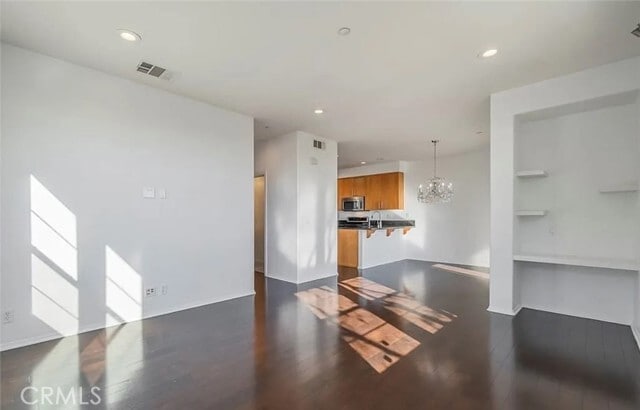 Building Photo - 955 S Bluff Rd