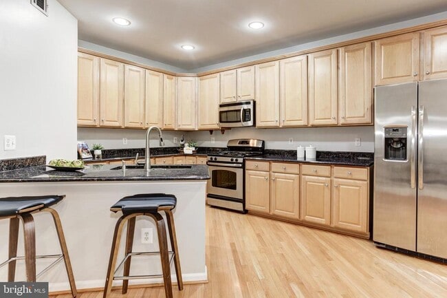 Building Photo - 6564 Trask Terrace