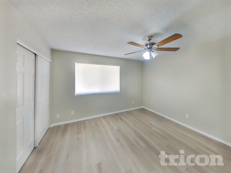 Building Photo - 6826 W Cholla St