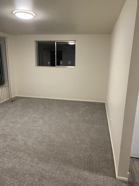 Building Photo - Stunning 3 Bedroom House near Hill Air Force Base!