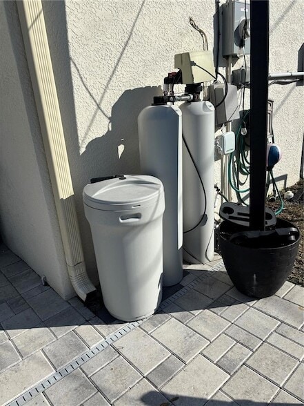 Building Photo - 304 53rd St W