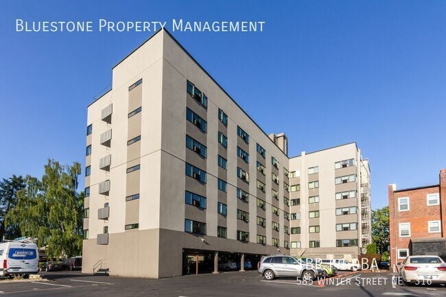 Building Photo - 585 Winter St NE