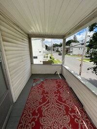 Building Photo - 41 3rd Ave