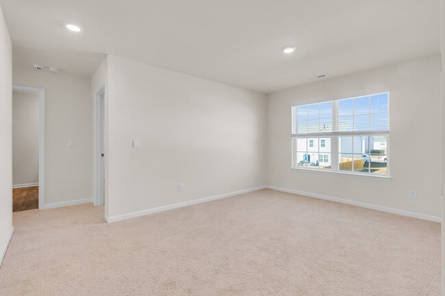 Building Photo - 4111 Ocracoke Ct