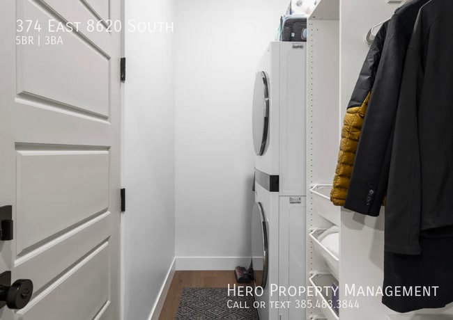 Building Photo - 374 8620 S