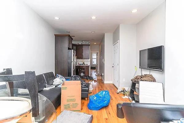 Primary Photo - 2 bedroom in BROOKLYN NY 11207