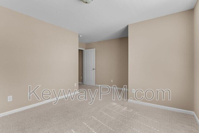 Building Photo - 261 Crown Heights Way