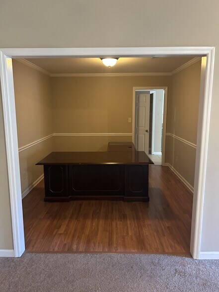 Building Photo - 103 Bell Rosa Ct