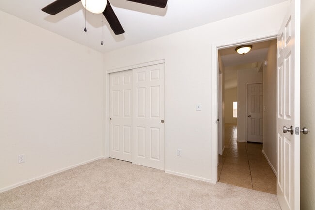 Building Photo - Move-in ready home in Mesa!