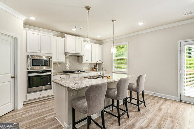 Building Photo - 138 Logan Pass Dr