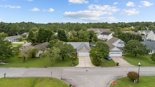 Building Photo - 300 Foxhall Rd