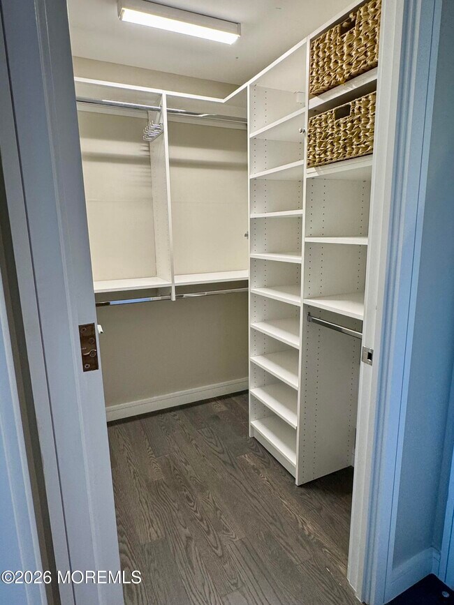 Building Photo - 30 Melrose Terrace