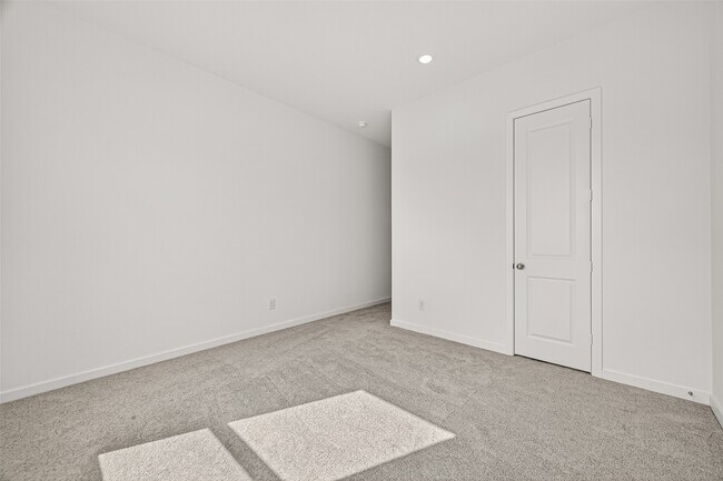 Building Photo - 2419 Hazel Berry St