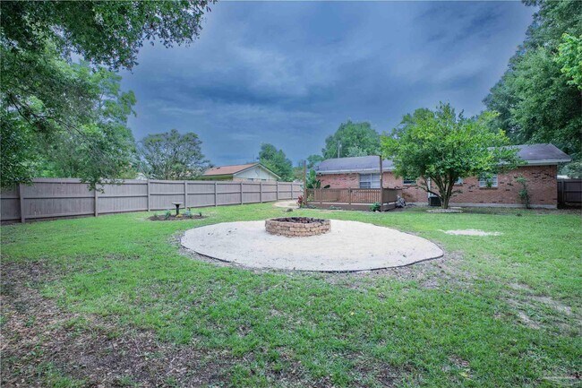 Building Photo - 4381 Bixby Cir