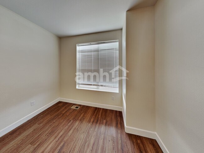 Building Photo - 4733 Tanner Peak Trail